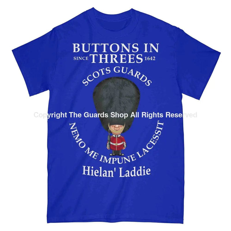 SCOTS GUARDS BUTTONS IN THREE'S Military Printed T-Shirt